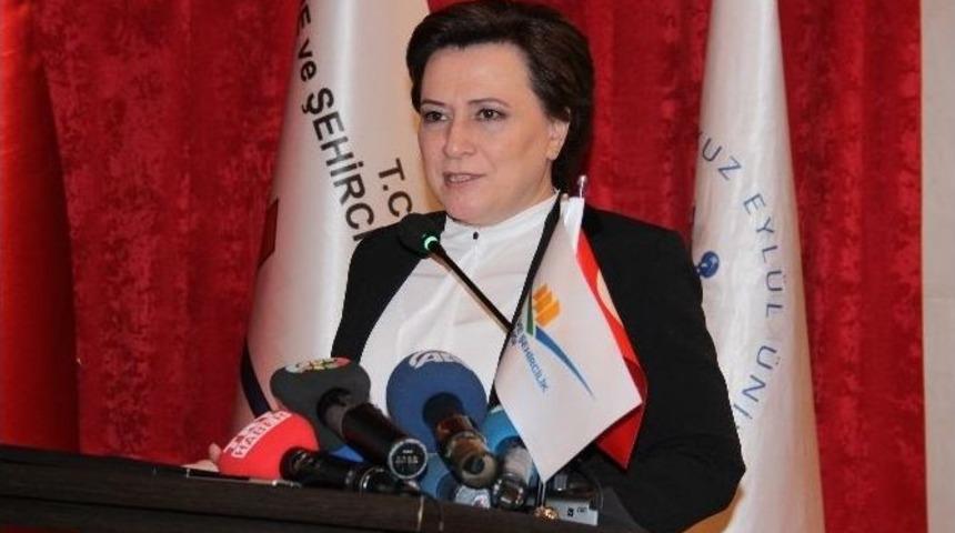 &Ccedil;evre Ve Şehircilik Bakanı Sarı: &ldquo;izmir&rsquo;in &Ccedil;ed Raporu Eksik&rdquo;