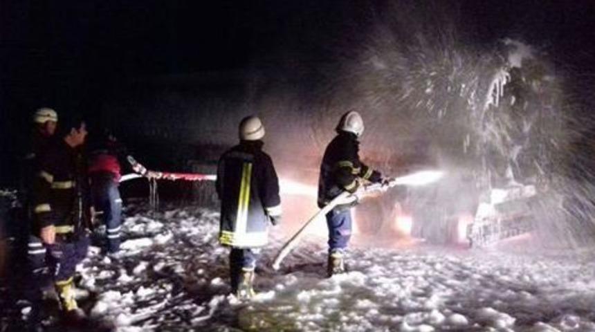 Yakıt Tankeri Cayır Cayır Yandı