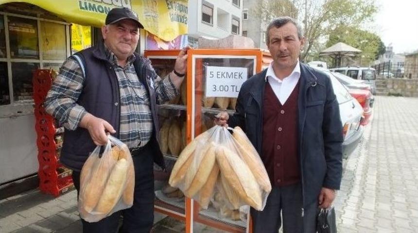 Burhaniye&rsquo;de Ucuz Ekmek Vatandaşları Sevindirdi