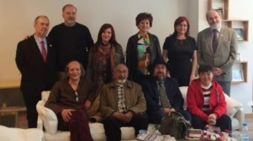 Nesibe Aydın&rsquo;dan Sanata Destek