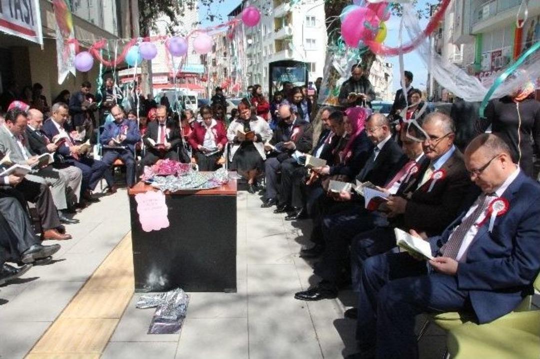 Bilecik&rsquo;te "52. K&uuml;t&uuml;phane Haftası" D&uuml;zenlenen T&ouml;renle Kutlandı