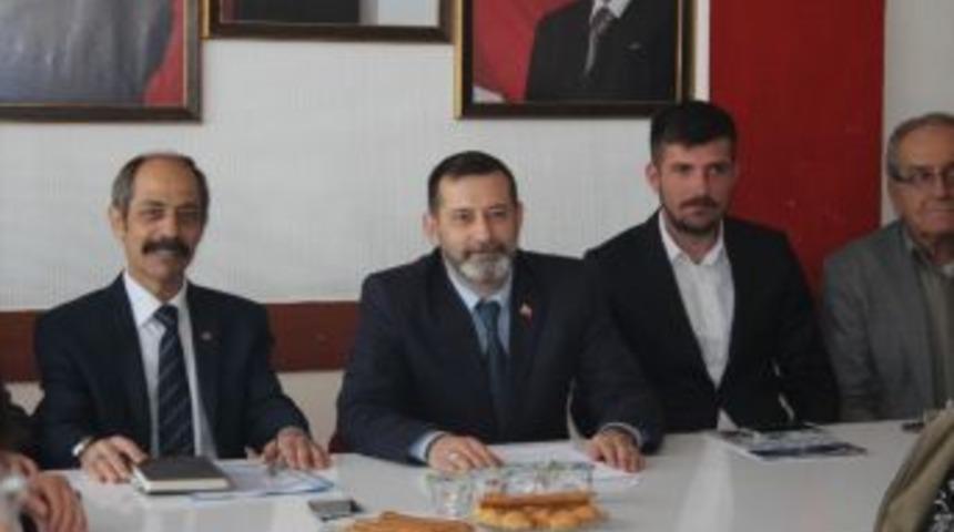 Ustaoğlu, Taşeron İş&ccedil;ilerin Kadroya Ge&ccedil;me Konusunu Değerlendirdi