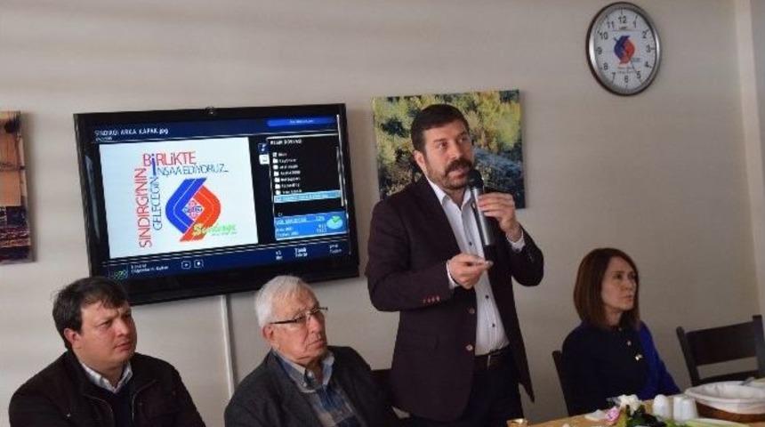 Başkan Yavaş Esnafla Kahvaltıda Buluştu