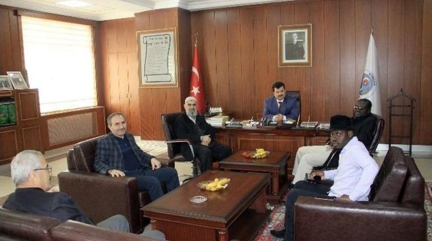 Sorgun&rsquo;dan Afrika&rsquo;ya G&ouml;n&uuml;l K&ouml;pr&uuml;s&uuml;