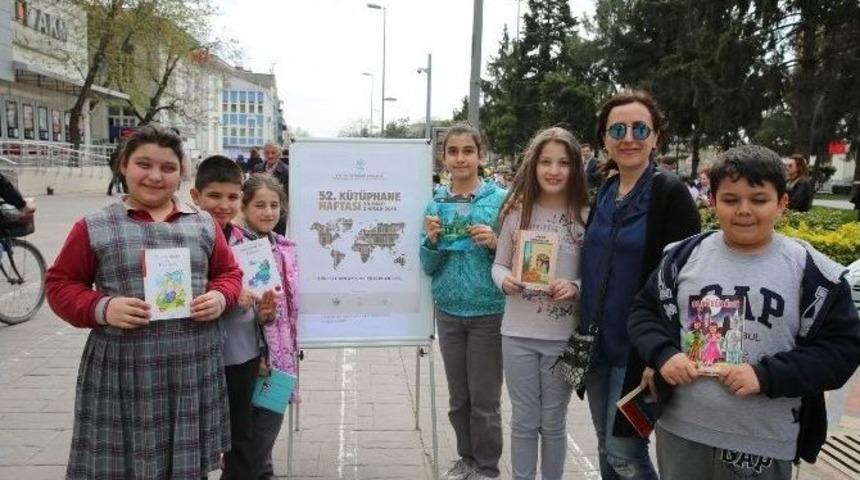 &Ouml;ğrenciler &ldquo;k&uuml;t&uuml;phane Haftası&rdquo;nda Kitap Okudular