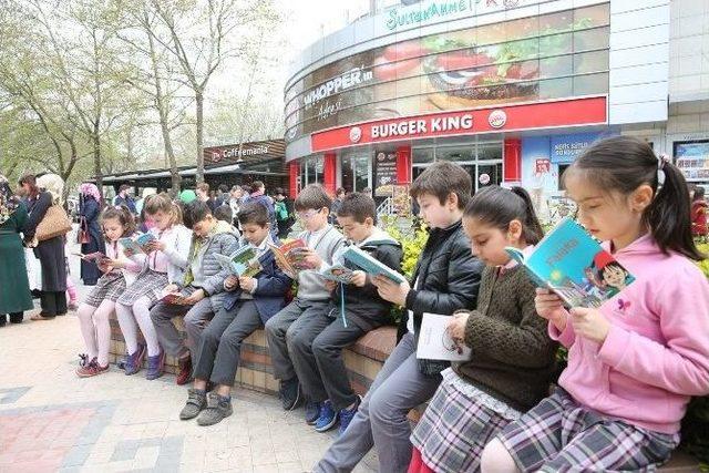 Öğrenciler “kütüphane Haftası”nda Kitap Okudular