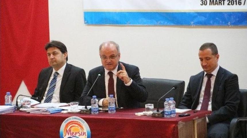 Vali &Ccedil;akacak Mut&rsquo;ta Muhtarlar İle Buluştu