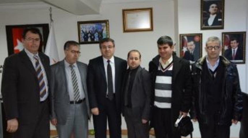 Altı Nokta K&ouml;rler Derneği&rsquo;nden Ak Parti İl Başkanlığına Ziyaret