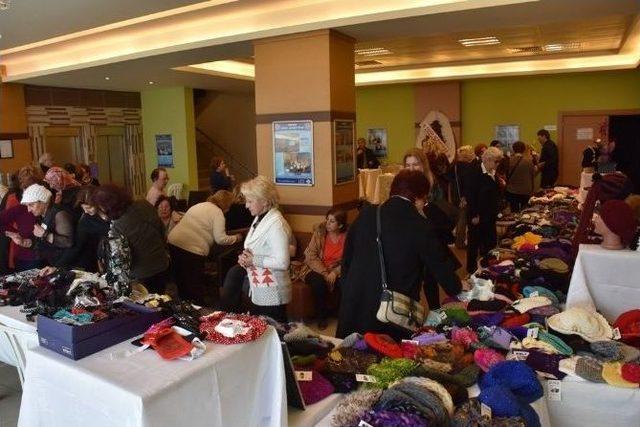 &Ouml;zlem &Ouml;zel El Sanatları Sergisi&rsquo;nin A&ccedil;ılışı Yapıldı 3