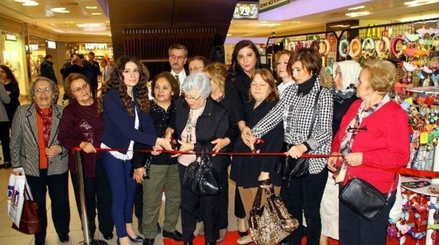 Yeşilyurt Avm&rsquo;de L&ouml;sam Yararına Sergi