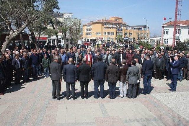 Düşen Çeltik Fiyatlarına Tepki İçin Pilav Dağıttılar