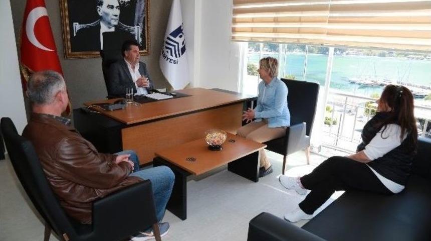 Başkan Kocadon, Akyarlar Hizmet Binasında Vatandaşları Ağırladı