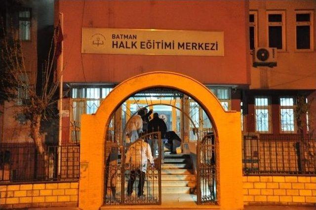 Batman’da Halk Eğitim Merkezine Bombalı Saldırı