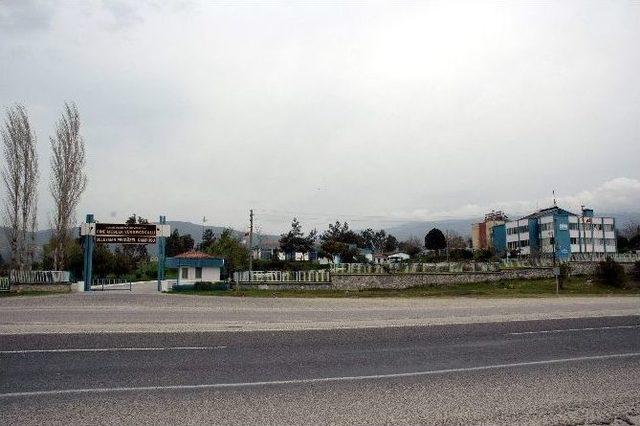 Rekt&ouml;r Bircan, &Ccedil;ine Myo İ&ccedil;in İl&ccedil;e Protokol&uuml;yle Bir Araya Geldi 1