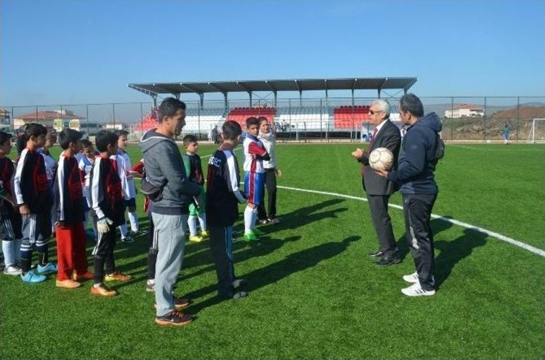 Kula&rsquo;da Okullar Arası Futbol Turnuvası Devam Ediyor