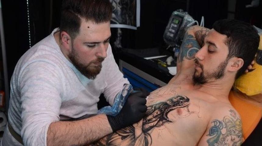 Ge&ccedil;mişte Yaptırdığı D&ouml;vmeler Binlerce Lirasına Mal Oldu