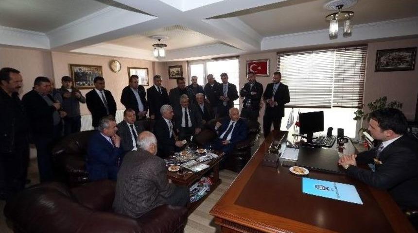 Başkan Yaşar Oto Sanatkarlarıyla Buluştu