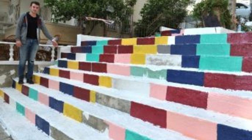 Silifke&rsquo;de Rengarenk Merdiven