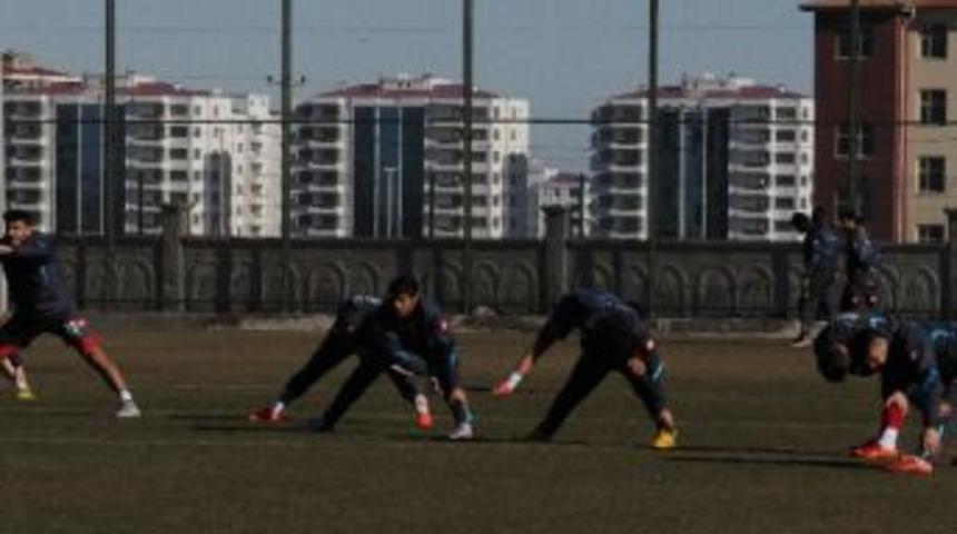 Amedspor&rsquo;dan Taraftarlara &Ccedil;ağrı