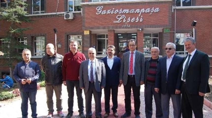 Gazi Osman Paşa&rsquo;yı Plevne&rsquo;de Anacaklar