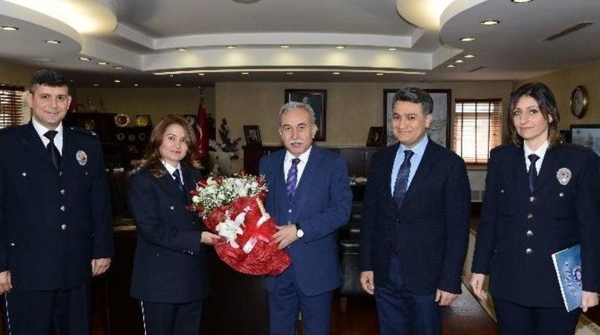 Emniyet M&uuml;d&uuml;r&uuml; Zeybek&rsquo;ten Vali B&uuml;y&uuml;k&rsquo;e &ldquo;polis Haftası&rdquo; Ziyareti