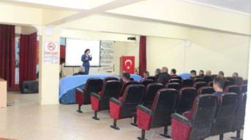 Kadın Meclisinin Cezaevi Eğitim Programları S&uuml;r&uuml;yor