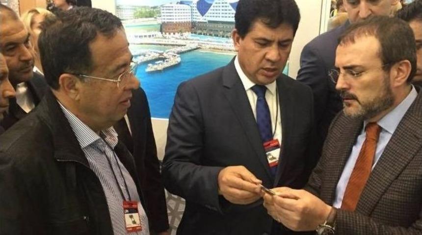 Bakan &Uuml;nal Kemer Standını Ziyaret Etti