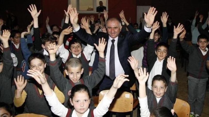 &Ouml;ğrencilere Hayvan Sevgisi Aşılandı