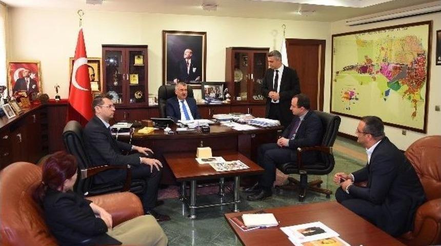 Seyhan&rsquo;a Bulgaristan&rsquo;dan "kardeş"