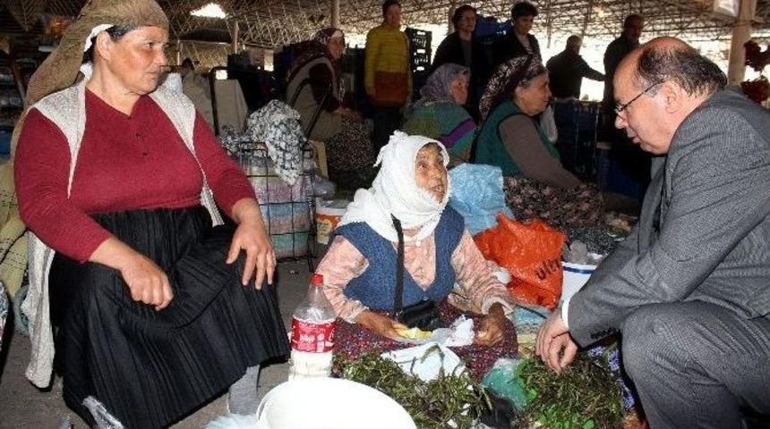 Vali &Ccedil;i&ccedil;ek Ve Başkan G&uuml;m&uuml;ş Pazarı Gezdi