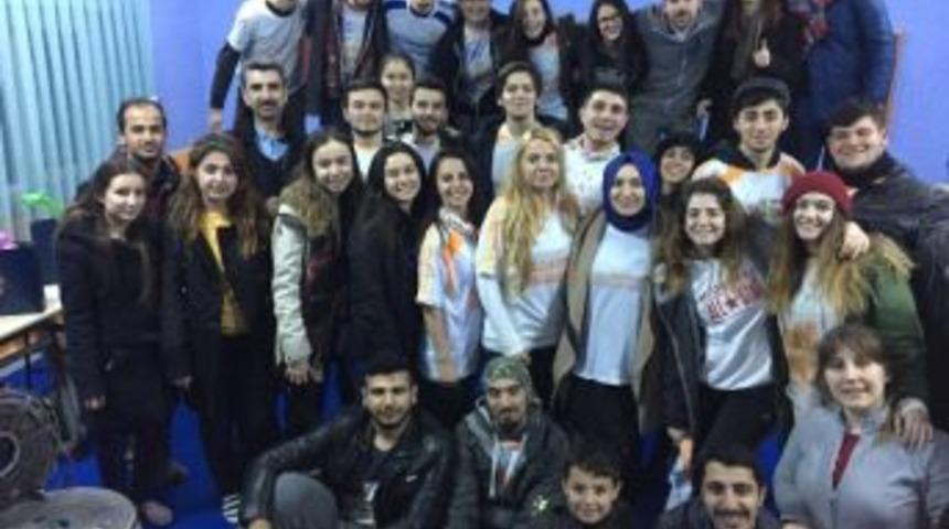 İyi &rsquo;gelecek&rsquo; İnşa Ediyorlar