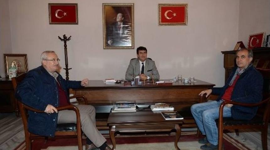 D&uuml;ndar, Muhtarları Dinledi