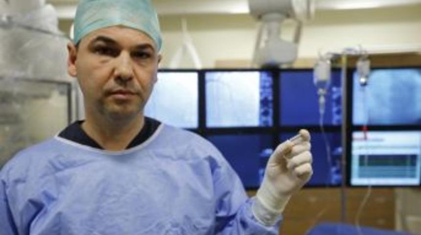 D&uuml;nyanın En K&uuml;&ccedil;&uuml;k Kalp Pili