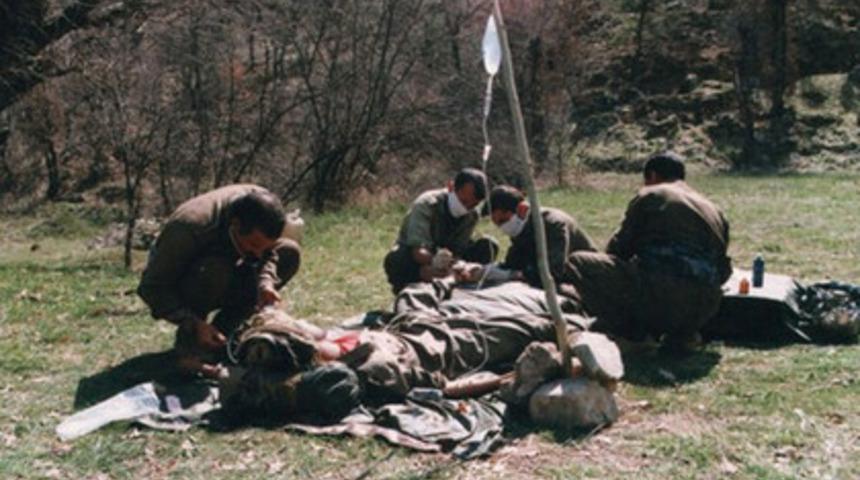 Kadın PKK'lıların i&ccedil;ler acısı g&ouml;r&uuml;nt&uuml;leri!