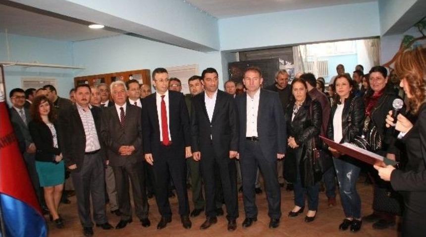 Devrek&rsquo;in "z K&uuml;t&uuml;phanesi" A&ccedil;ıldı