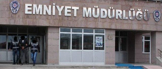 Boğazlıyan İlçe Emniyet Müdürlüğü Ekipleri 2 Kilo Sentetik Uyuşturucu Madde Yakaladı