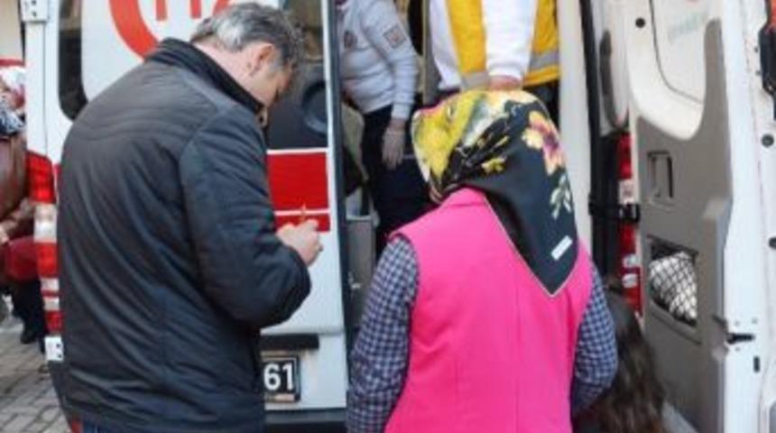 Motosiklet &Ccedil;ocuğa &Ccedil;arptı: 1 Yaralı