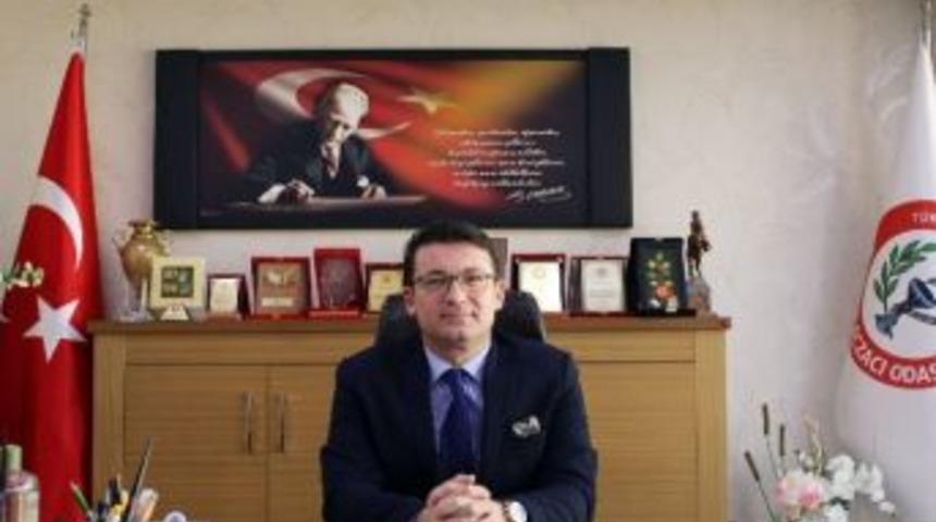 S&ouml;zleşme Yenilenmezse İla&ccedil;lar Yarın Sgk İndirimi Olmadan Alınacak