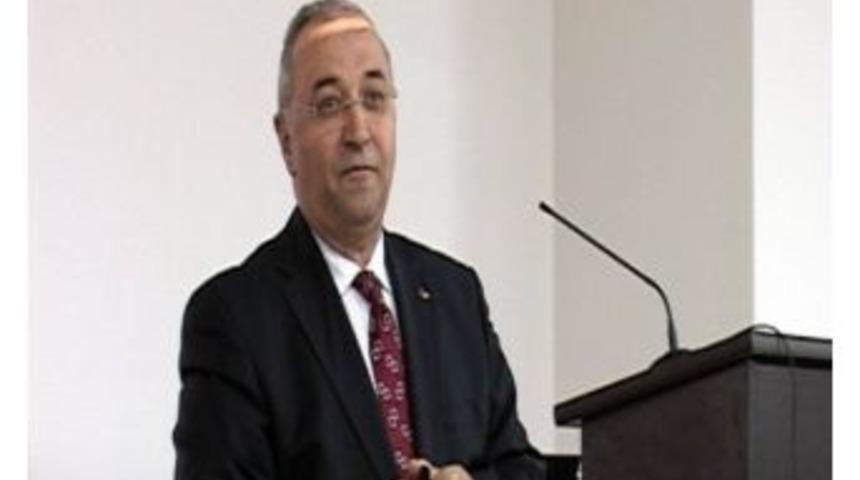 Erciyes &Uuml;niversitesi Edebiyat Fak&uuml;ltesi Dekanı Prof. Dr. Mehmet İnbaşı: