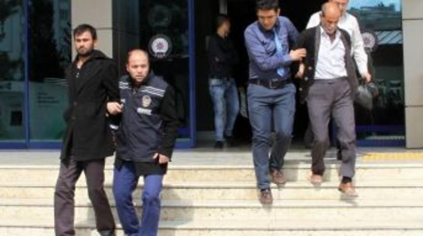 9 Kişinin &Ouml;ld&uuml;r&uuml;lmesi