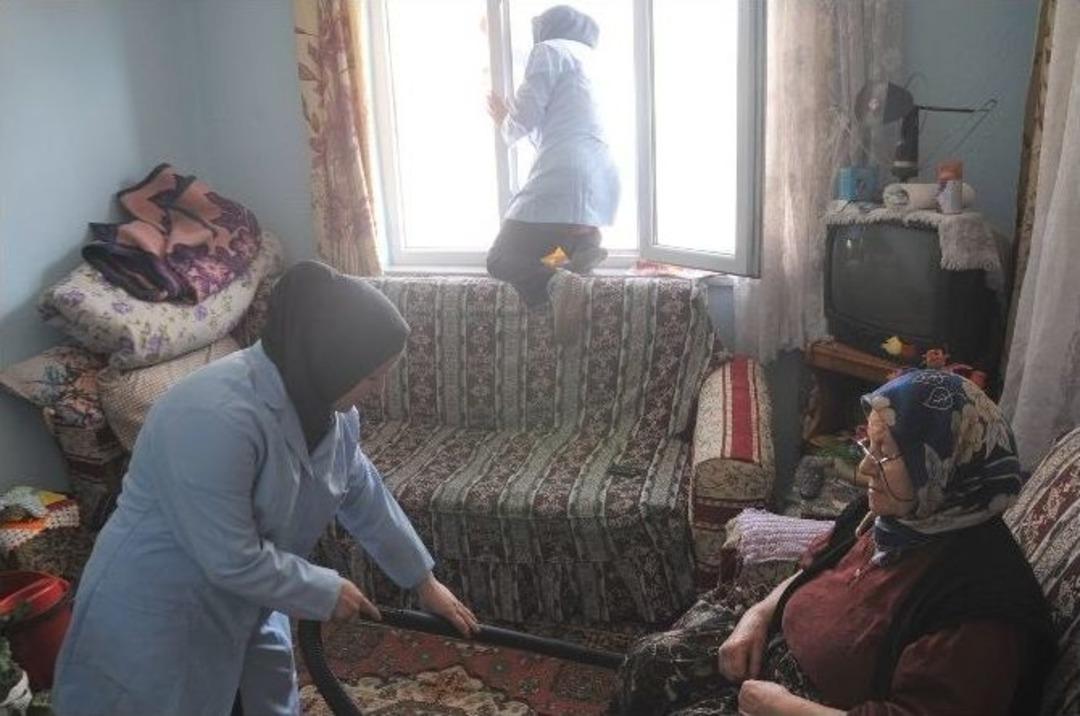 Boz&uuml;y&uuml;k Belediyesi&rsquo;nden &ldquo;evde Bakım Hizmeti&rdquo;