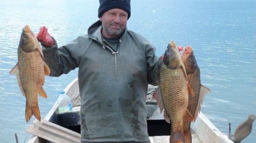 İ&ccedil; Sularda Balık Avı Yasağı 1 Nisan&rsquo;da Başlıyor