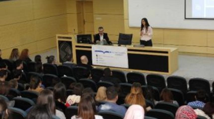 &lsquo;bilgisayar Destekli &Ccedil;eviri Hizmetleri Bilgilendirme Semineri&rsquo; Sa&uuml;&rsquo;de D&uuml;zenlendi