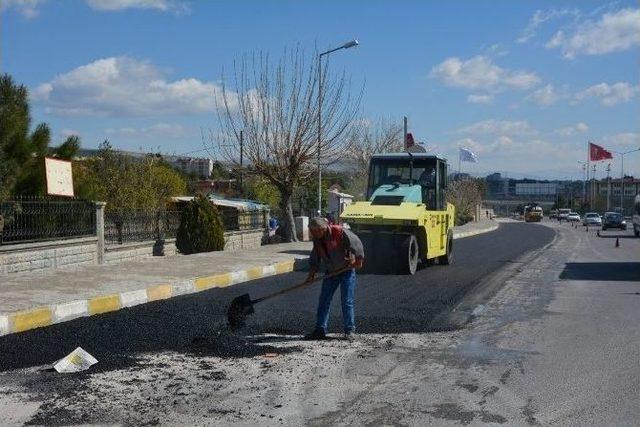 Altınşehir Mahallesinde Asfaltlama Çalışması Yapıldı