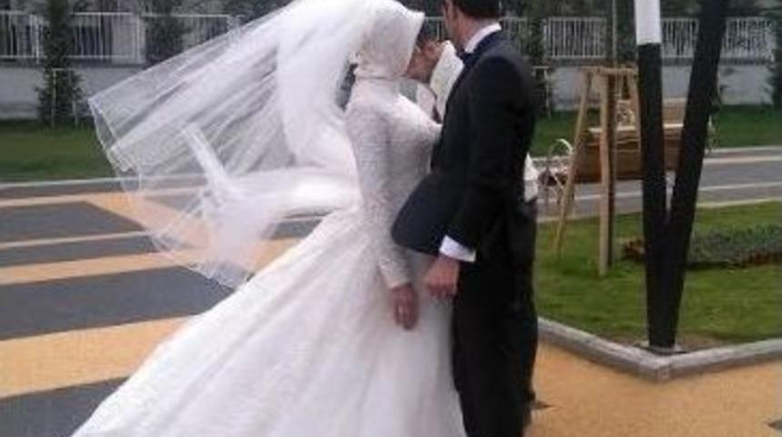 Sanat Sokağı Yeni Evlenen &Ccedil;iftlerin Uğrak Yeri Oldu