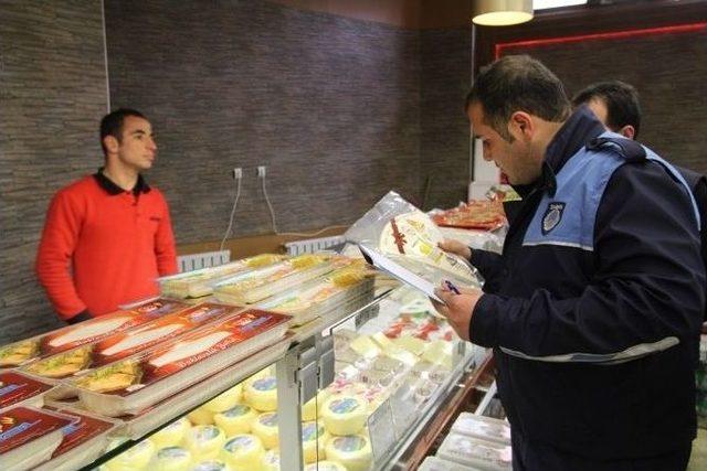 Bayburt Belediyesi Zabıta Ekipleri Denetimde