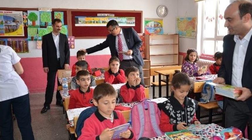 Darende Sağlık Lisesi, Minik &Ouml;ğrencileri Ziyaret Etti