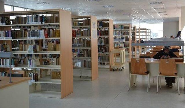 Rektör Vekili Prof. Dr. Aksoy: 2