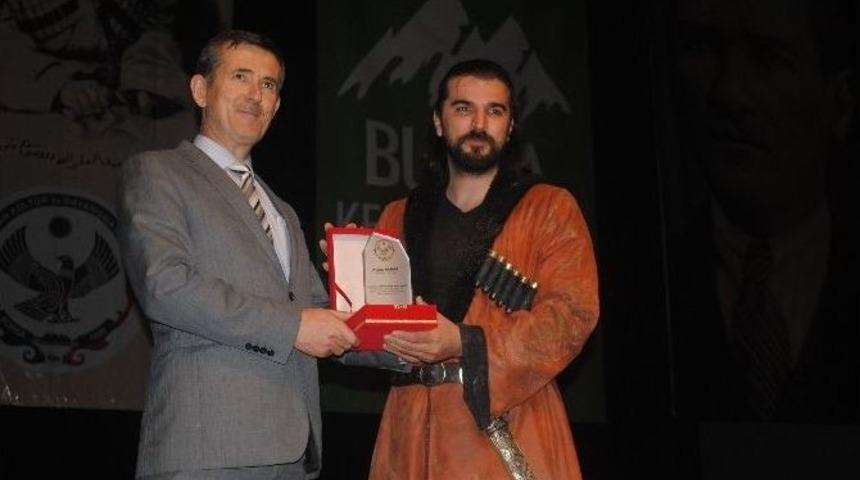 Şeyh Şamil&rsquo;e E B&uuml;y&uuml;k İlgi