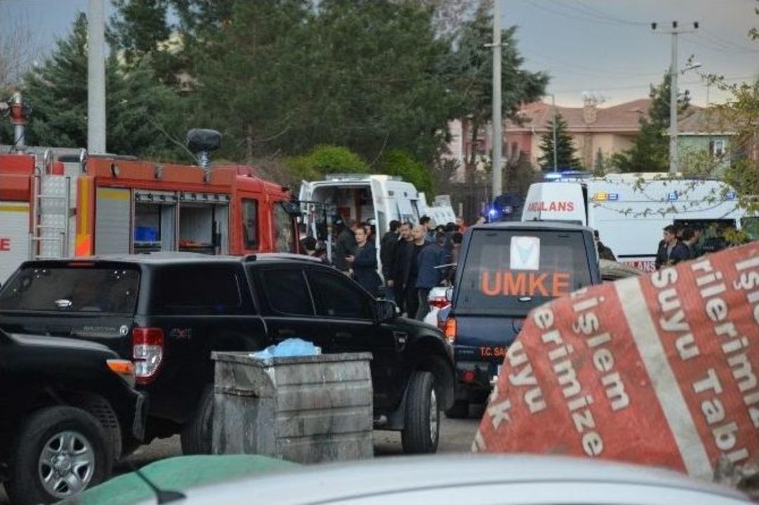 Polis Servisine Bombalı Saldırı: 4 Şehit, 14 Yaralı